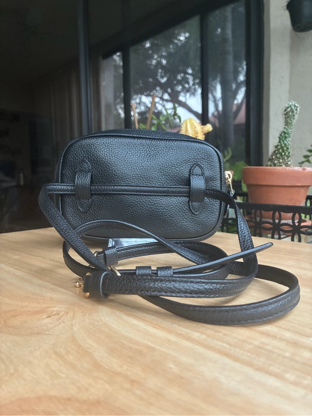 COACH Black Pebble Leather Convertible Belt Bag & Crossbody (39938) EUC - Picture 3 of 9